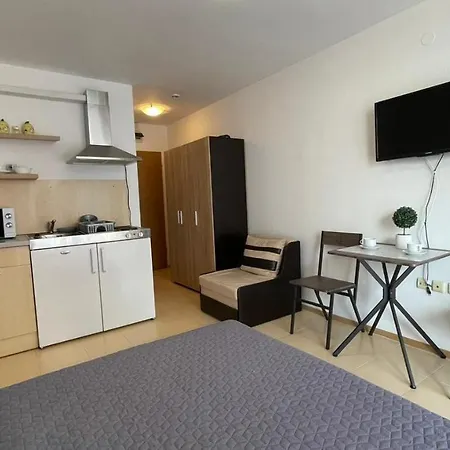 شقة Cozy Studio In Afrodita I 56 *